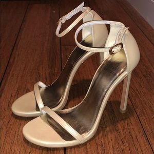 Stuart Weiztman Nudist Single Band Heels